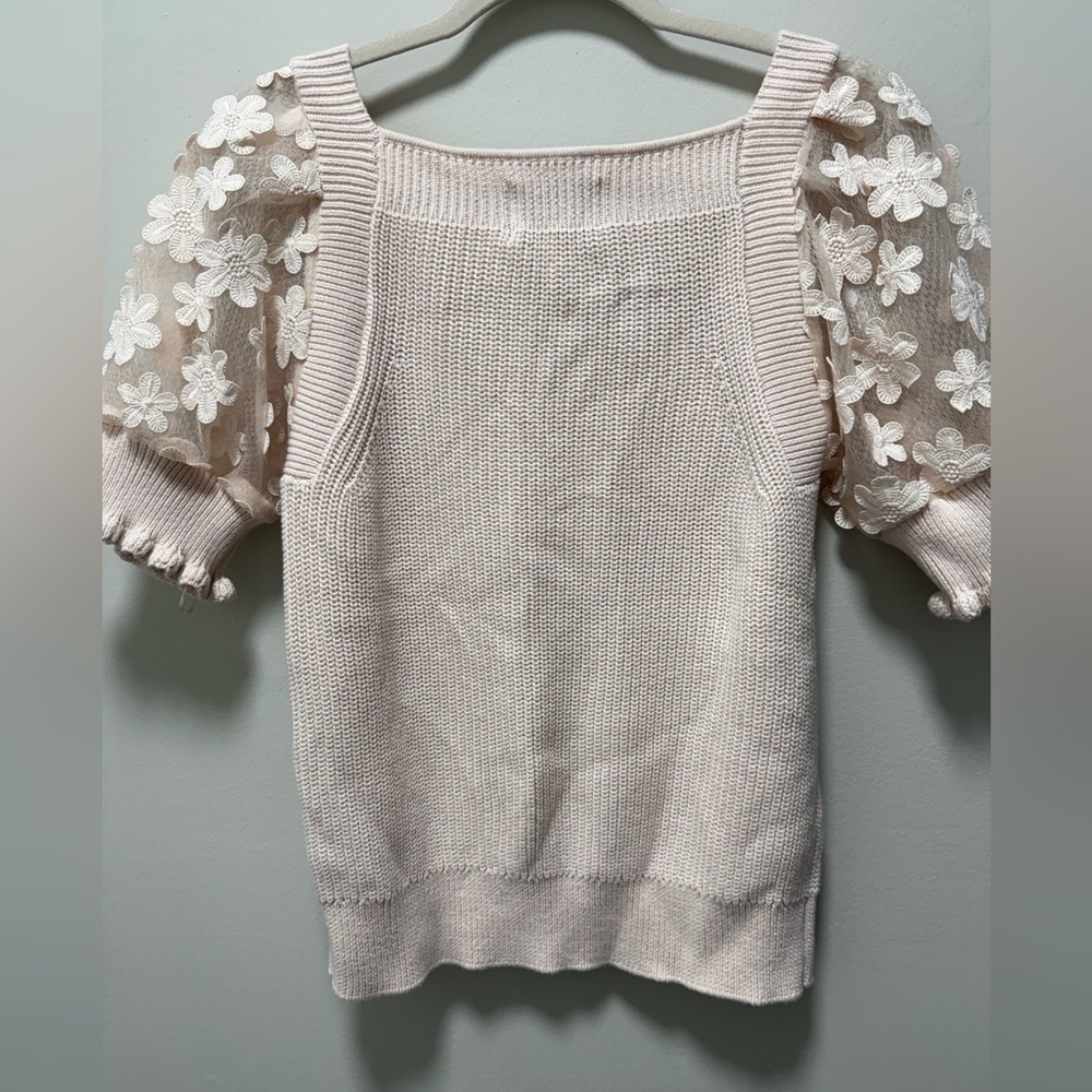 INDUSTRY REPUBLIC CLOTHING KNIT PUFF SLEEVE FLORAL APPLIQUÉ WOMEN’S SIZE: L - Picture 8 of 11